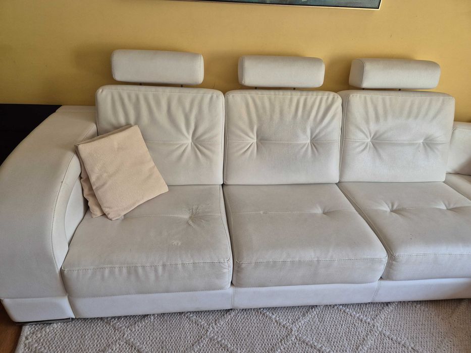 Sofa canto em pele com chaise longue