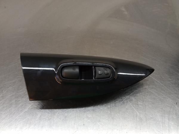 Comando / botão / interruptor vidros frente direito NISSAN Juke (F15)