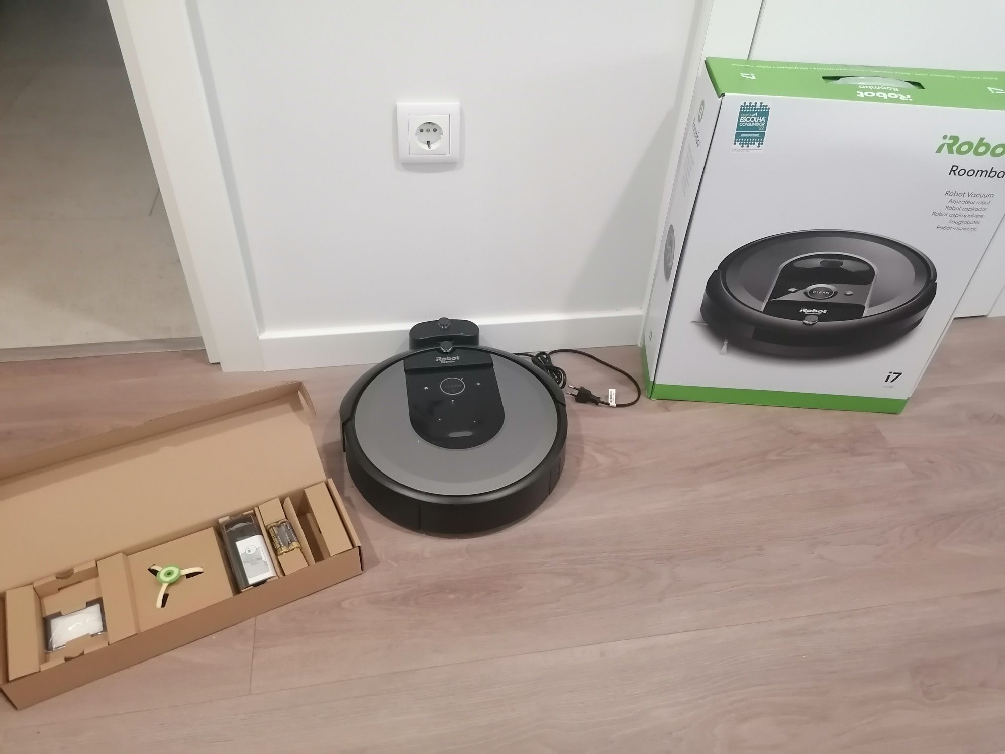 Aspirador robot i7