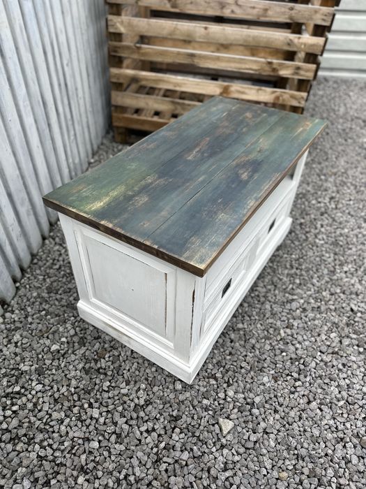 Komoda drewniana rtv