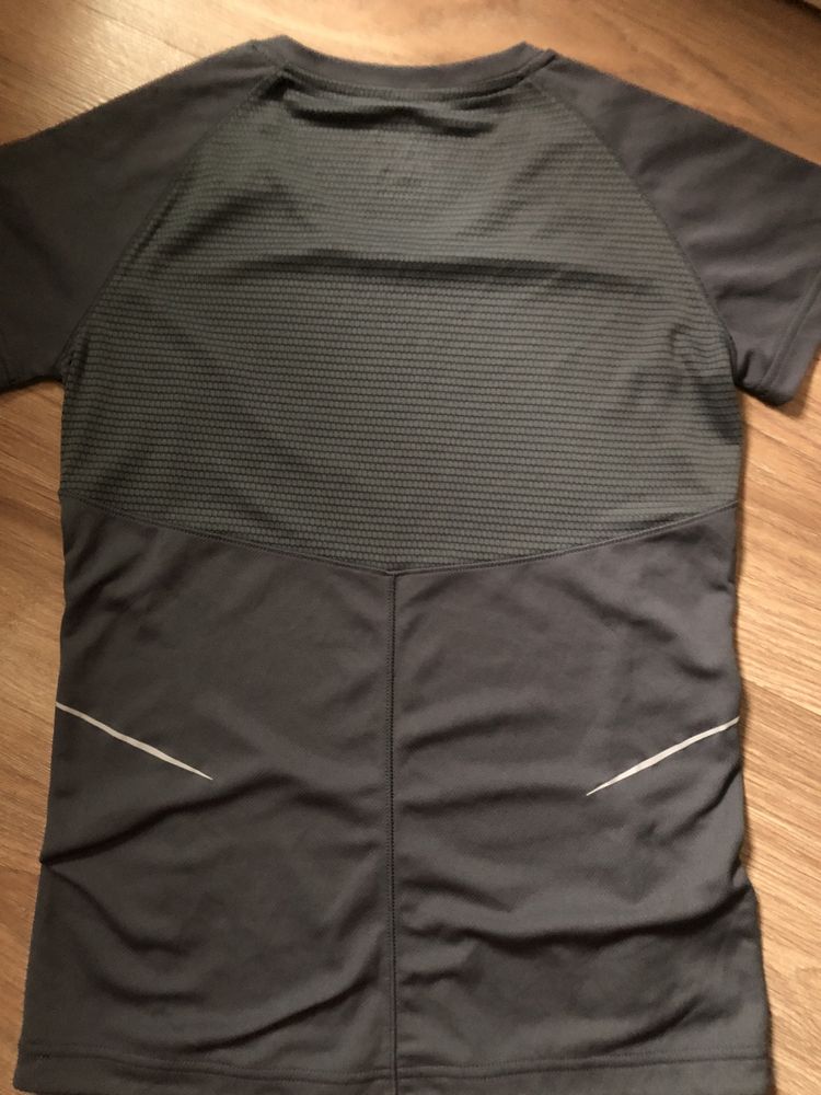 Adidas Tshirt Supernova
