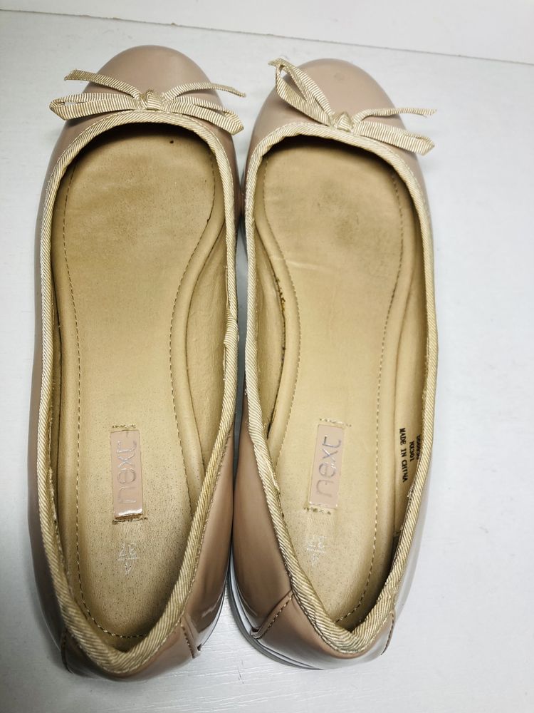 Лакированные бежевые балетки женские туфли 35 размер