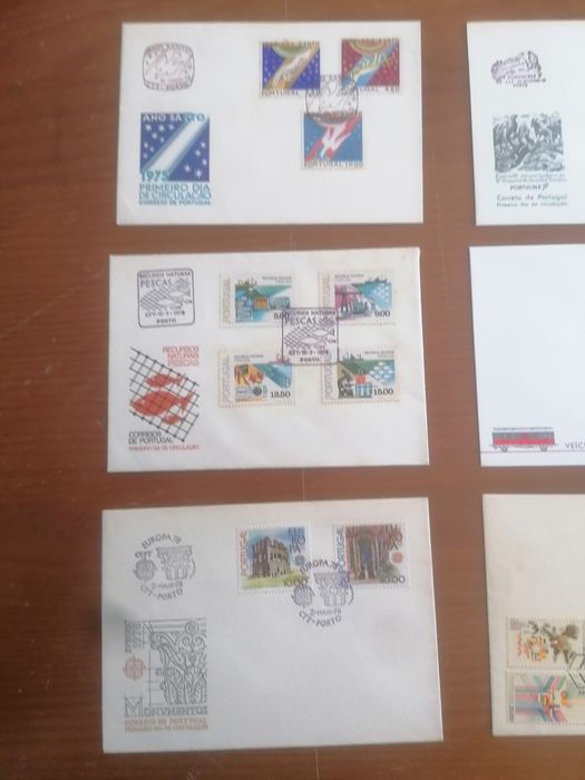 Coleção de envelopes selados antigos