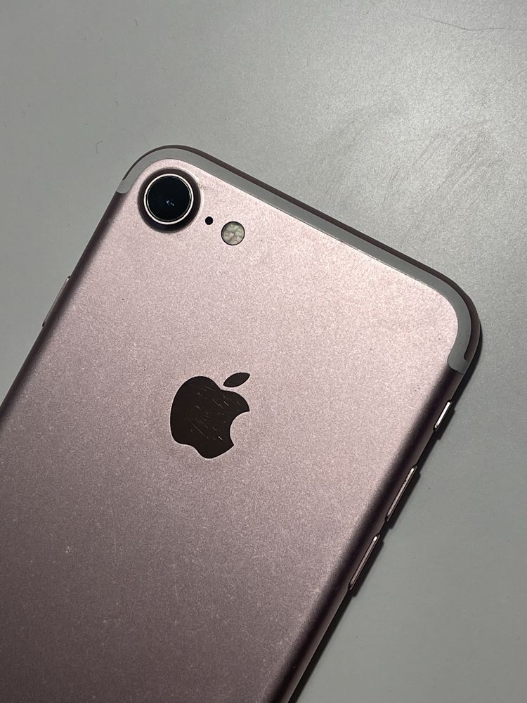 iPhone 7 rose gold 128 GB