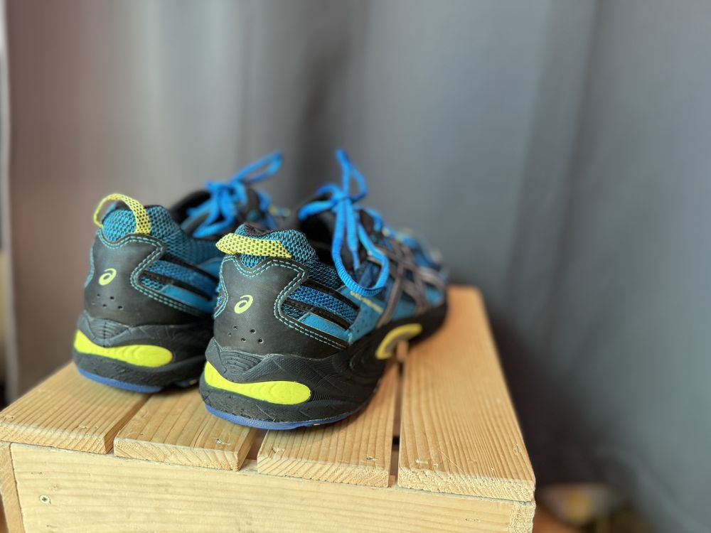 ASICS el memuro кросовки кросівки бігові оригінал бу
