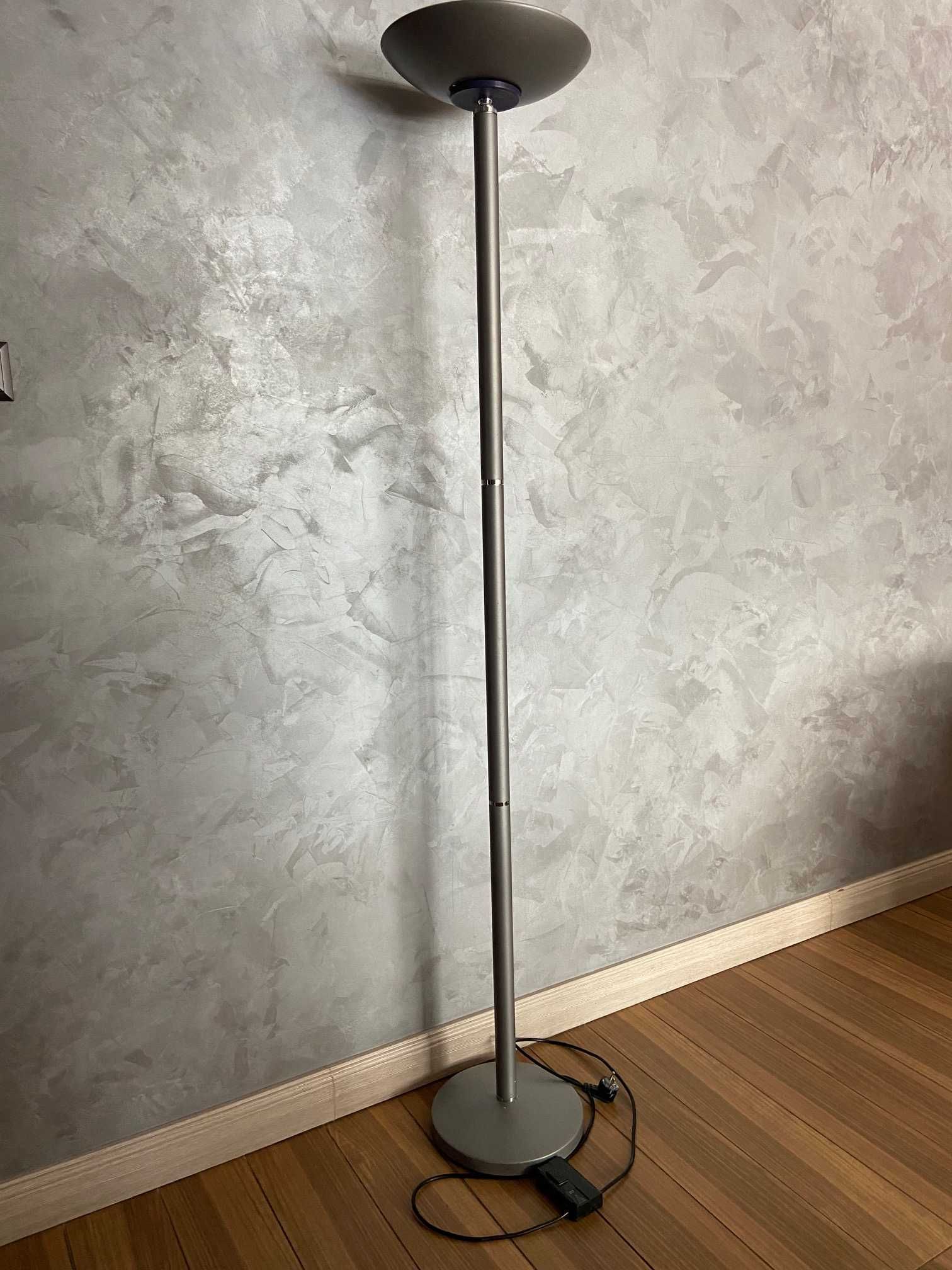 Lampa podłogowa szara- z regulacją światła