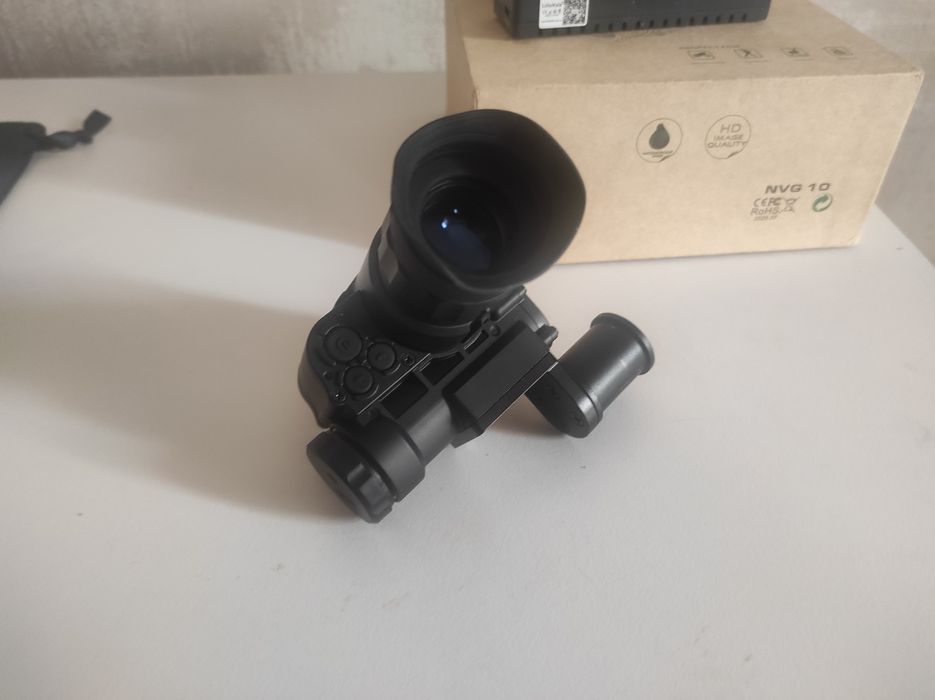 Прилад нічного бачення на шолом "Heimet Mounted Night Vision FHD