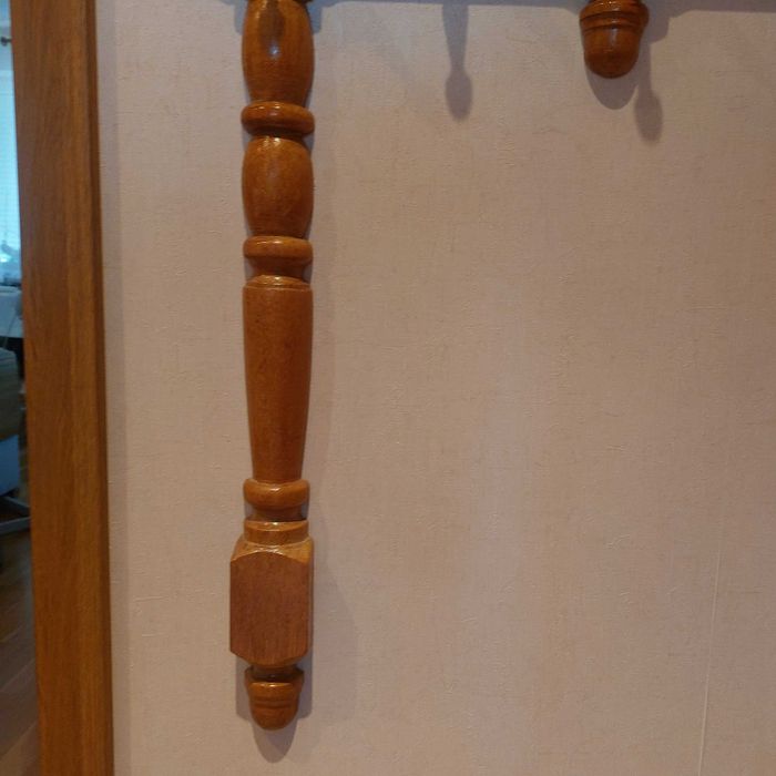 Lustro do garderoby i ręcznie wykonany wieszak- LITE DREWNO