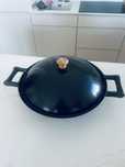Wok żeliwny 36cm