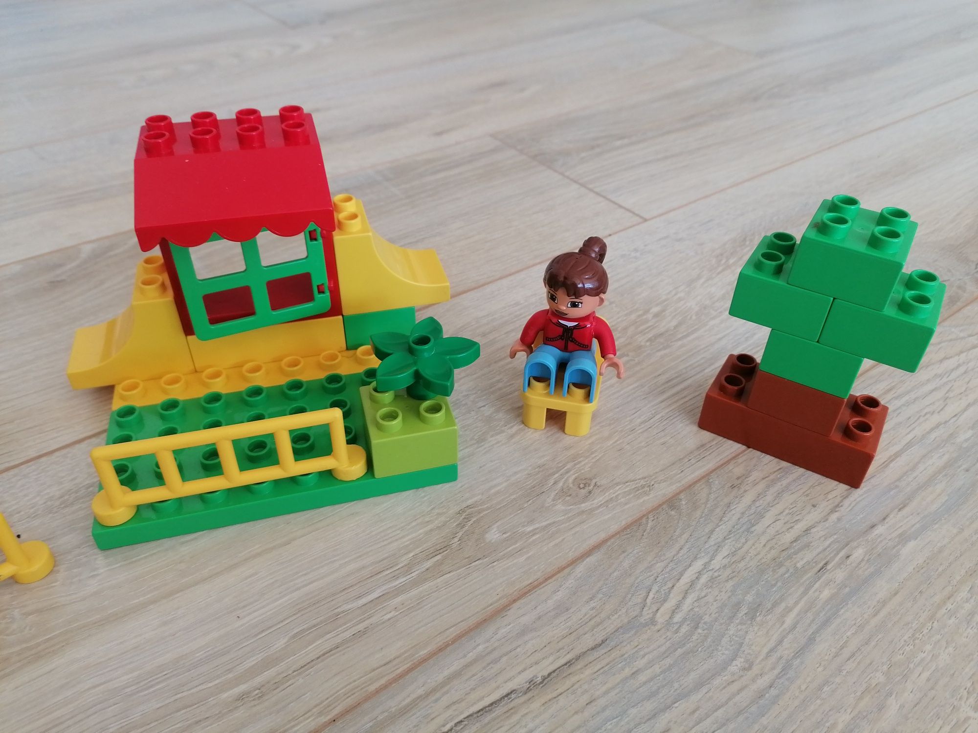 Klocki Lego duplo domek+ pojazd