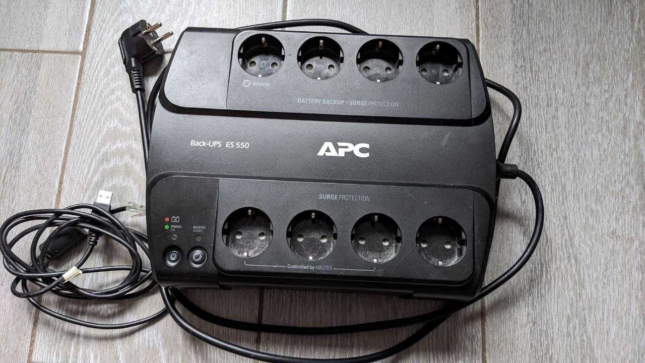 Безперебійник . APC Back ups ES 550