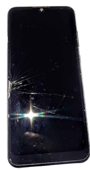 Samsung a50 6/128 texno pop 5 3/32 zte a 5 2/32 под ремонт.