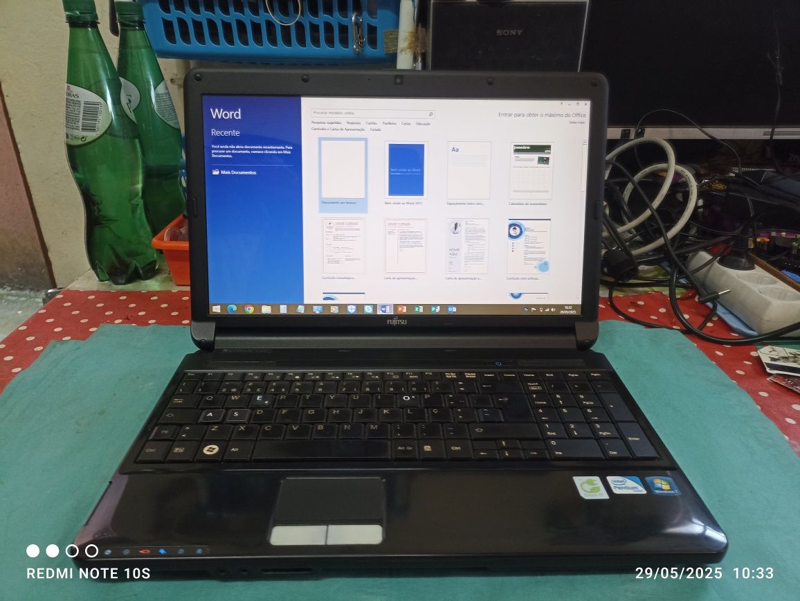 Fujitsu  Lifebook AH530 Pro
