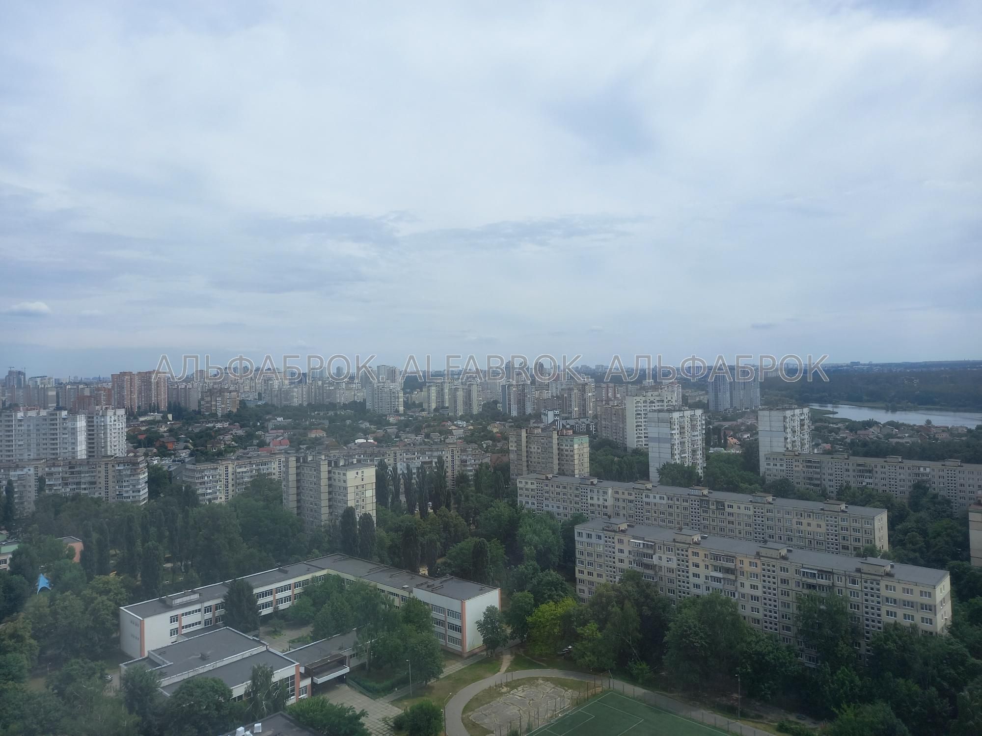 2-кімнатна. 77 кв.м. Панорамний вигляд на місто. Мудрака. Наумова