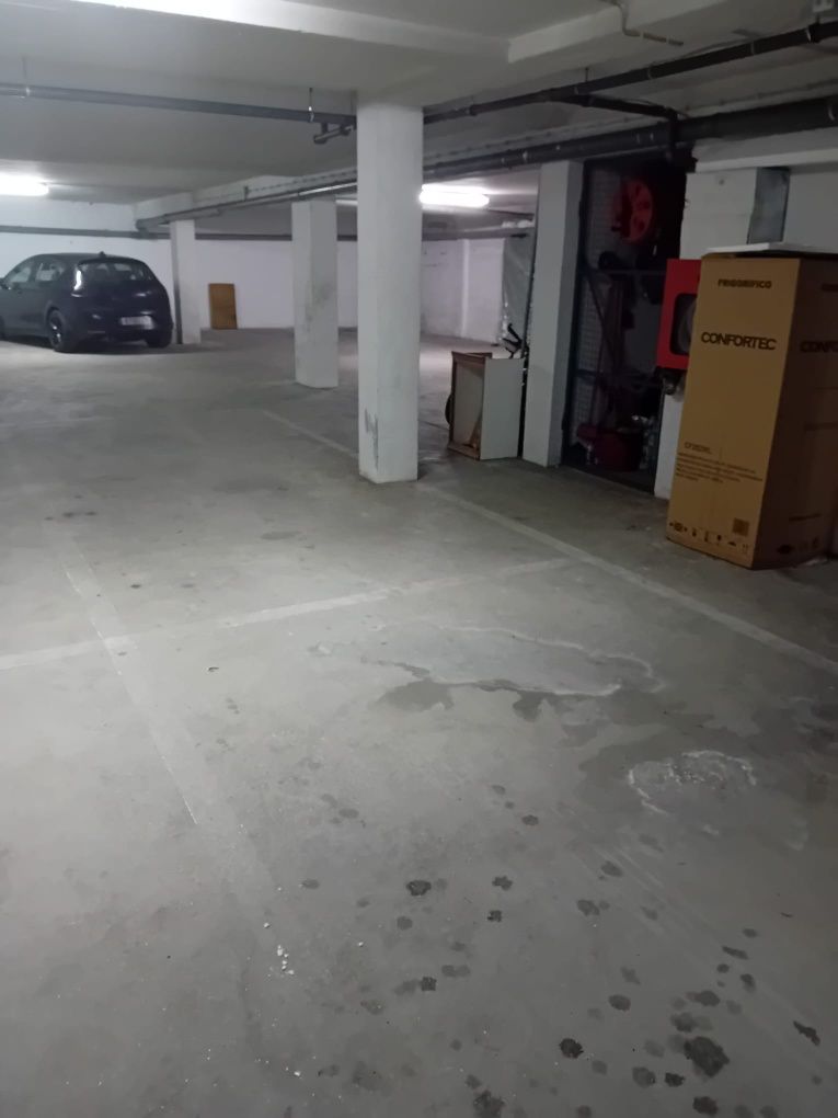 Vendo lugar de garagem