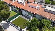 Moradia T4 para venda