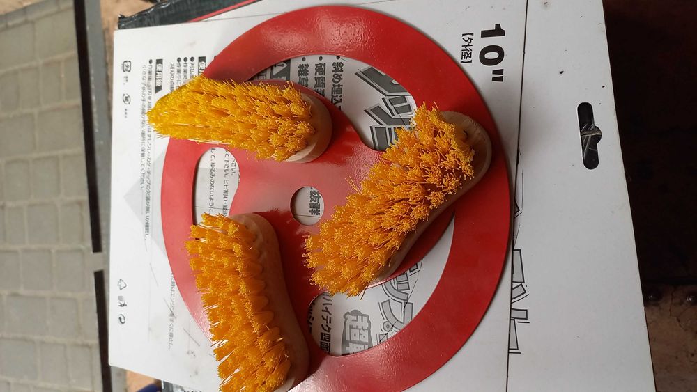 Щітка для плитки, стірки коврів на мотокосу