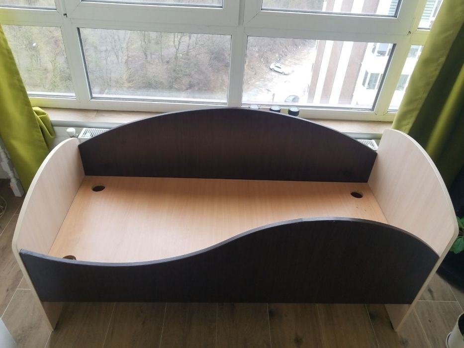 Продам дитяче ліжко з матрасом