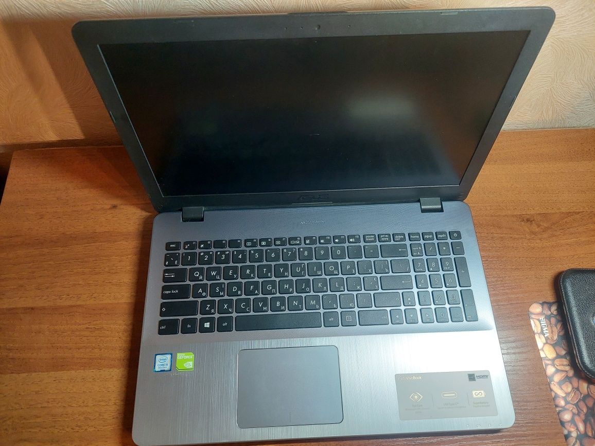 Продам ноутбук Asus X542UF