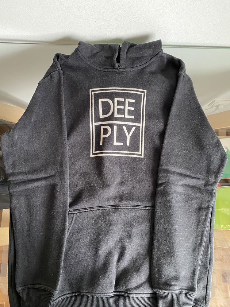 Sweatshirt Deeply