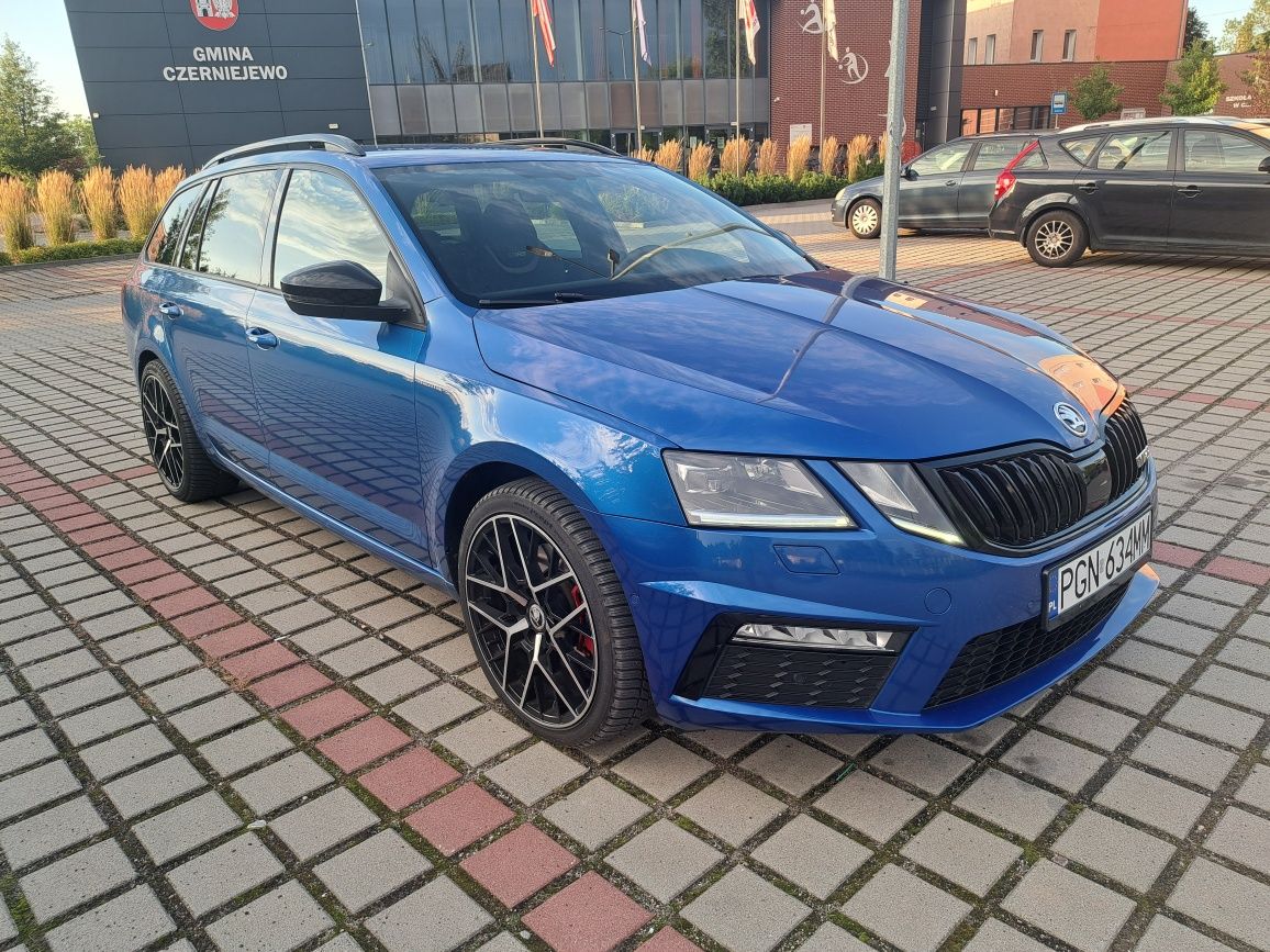 Skoda octavia III *śliczna*niski przebieg*