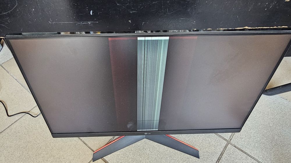 Monitor LG 24 cale