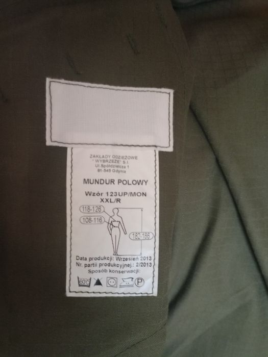 Mundur wojskowy..