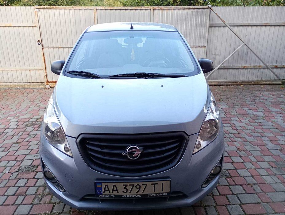 автомобіль равон 2 практично новий