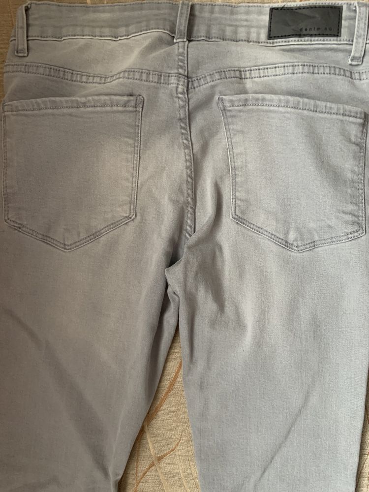 Nowe spodnie Denim super skinny ze sklepu Primark