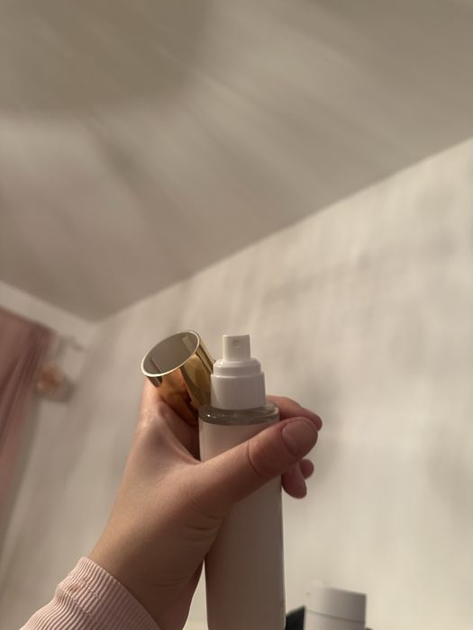 Charlotte tilbury spray do utrwalania makijażu