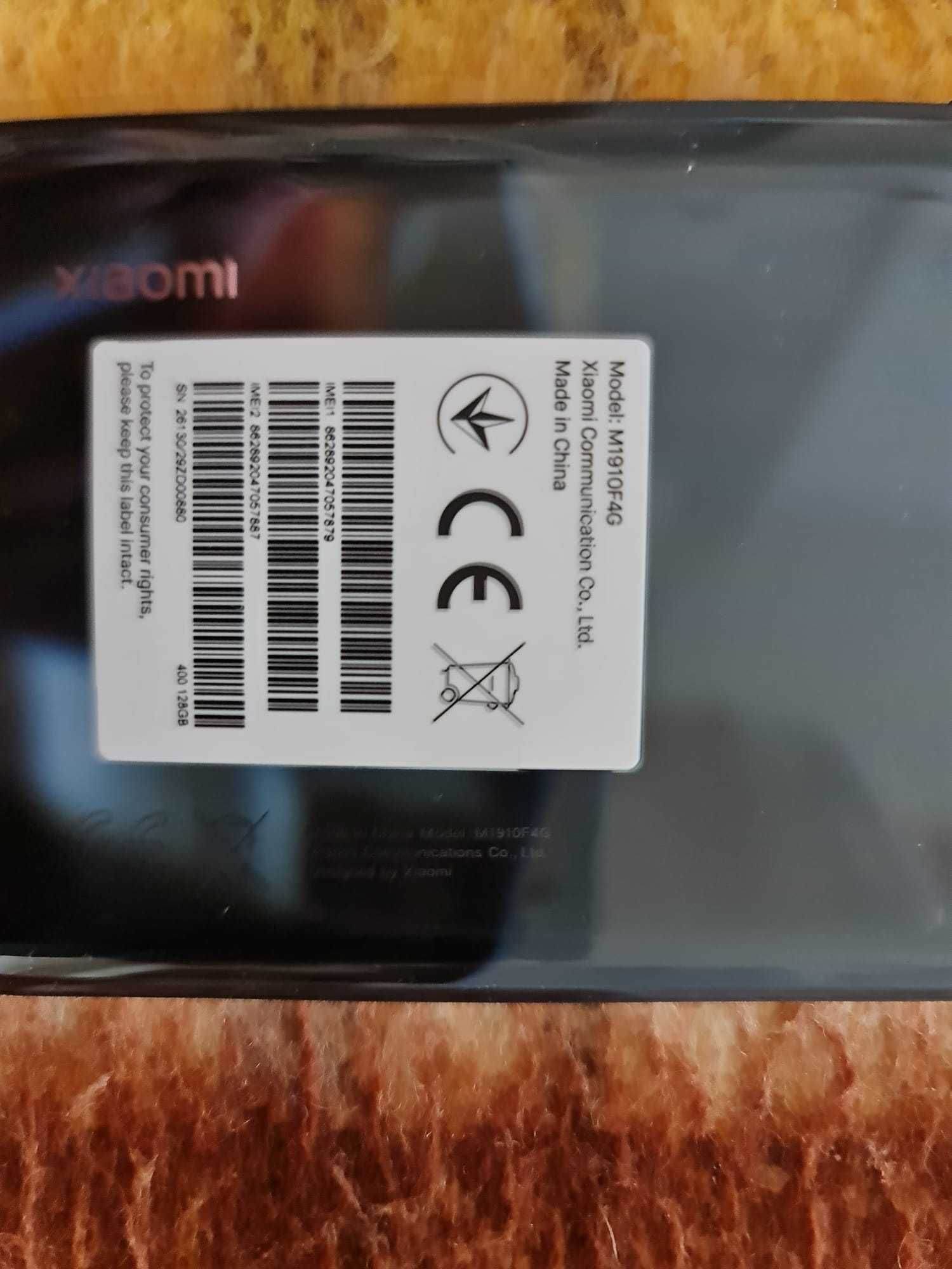Smartfon Xiaomi Mi Note 10 8 GB/128 GB 4G (LTE) czarny 6.47" M1910F4G
