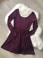 Fioletowa śliska sukienka rozkloszowana H&M XS S śliwkowa