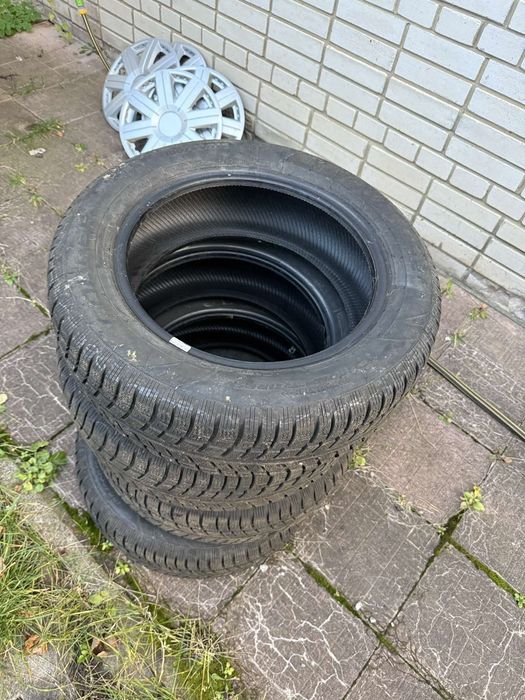 Резина зимняя  185 60 R15