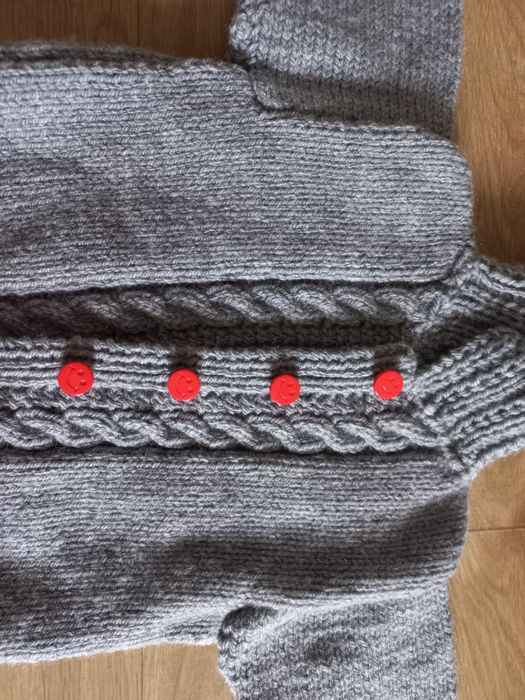 Теплий світер для дівчинки на вік 1-1,5.