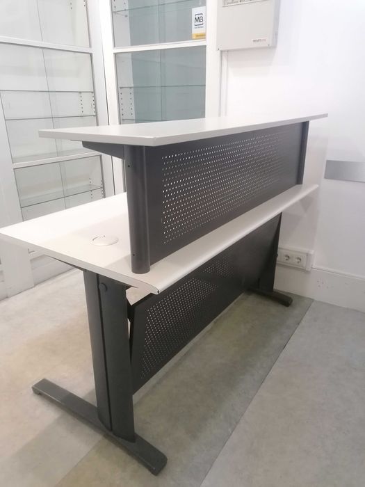 Balcao de entrada/receção