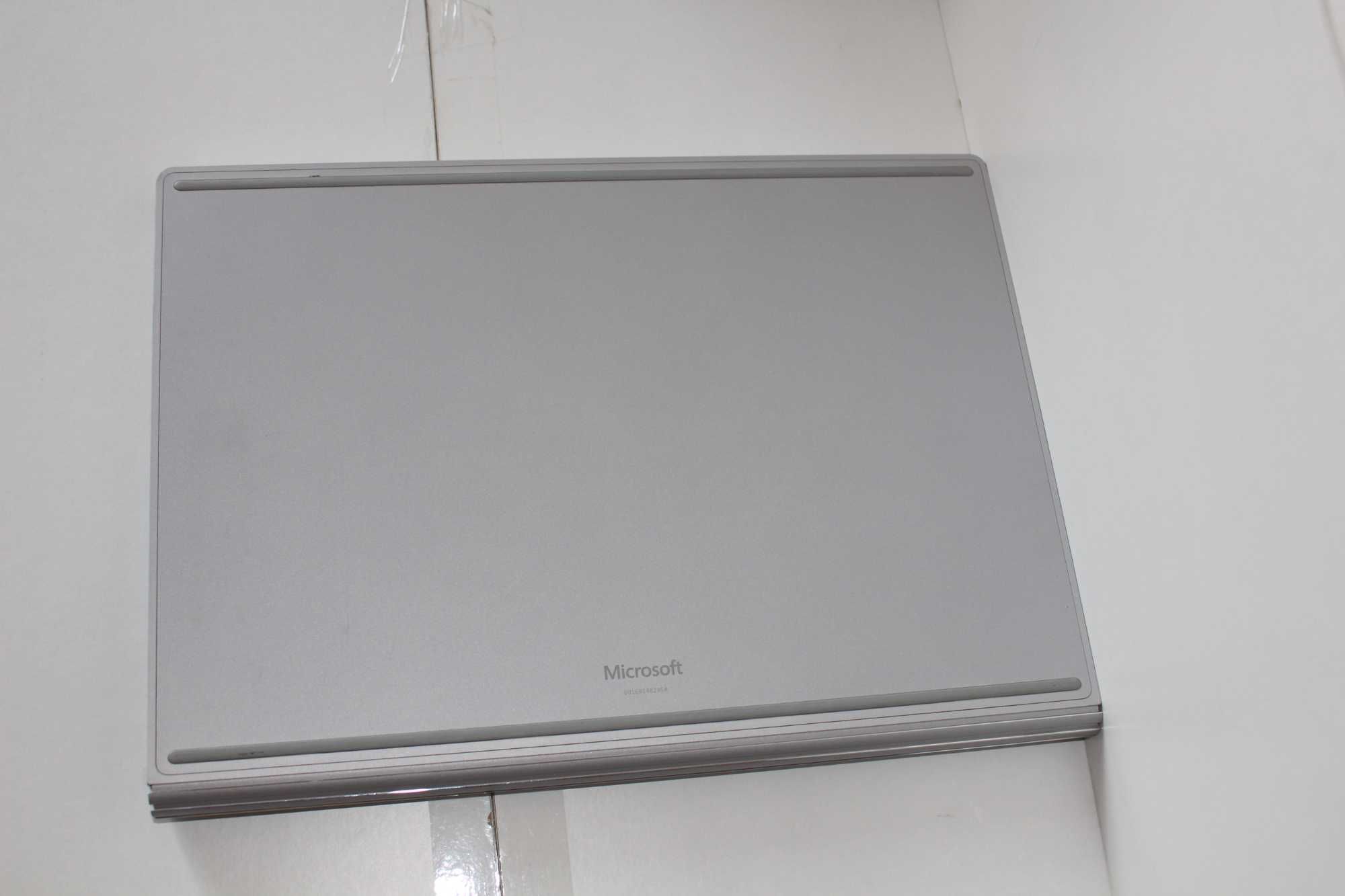 Microsoft Surface Book 2 15" i7-8650 16GB/512GB/NVIDIA GTX 1060/6Gb