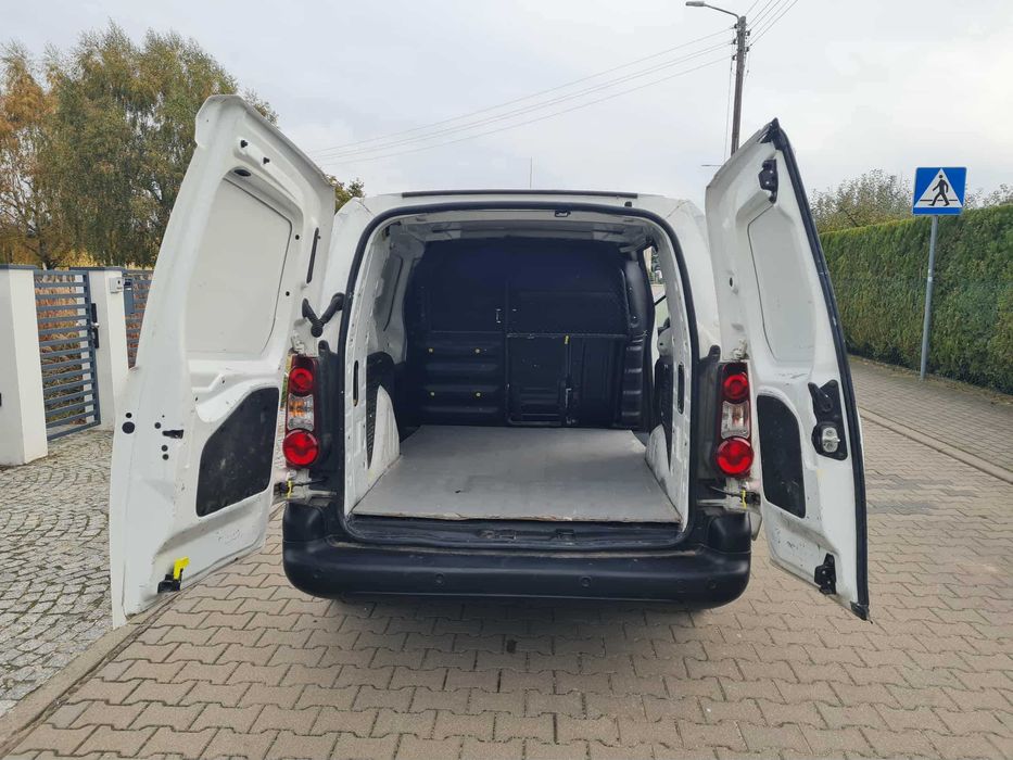 Citroen Berlingo LIFT Long 1.6ehdi klima tempomat parktronic