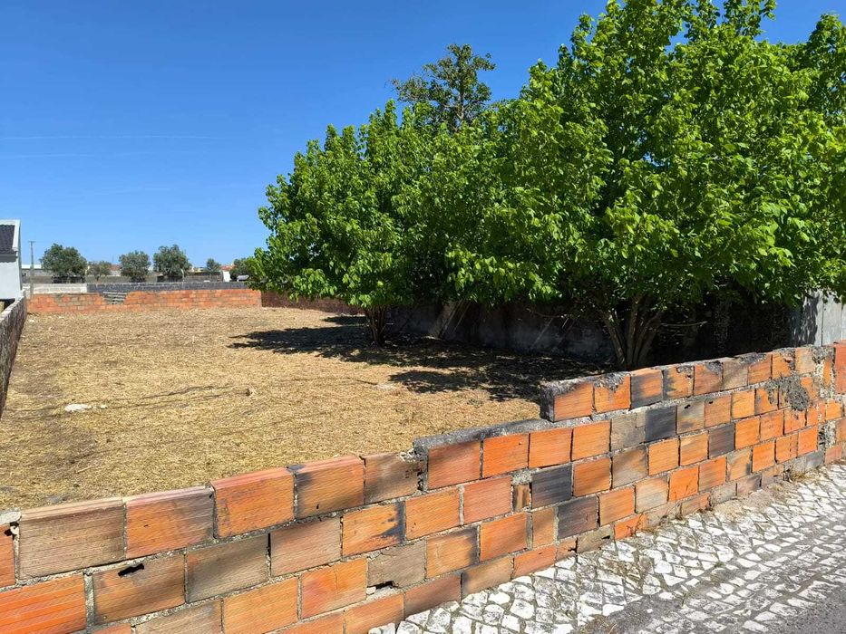 lote terreno com projecto iniciado