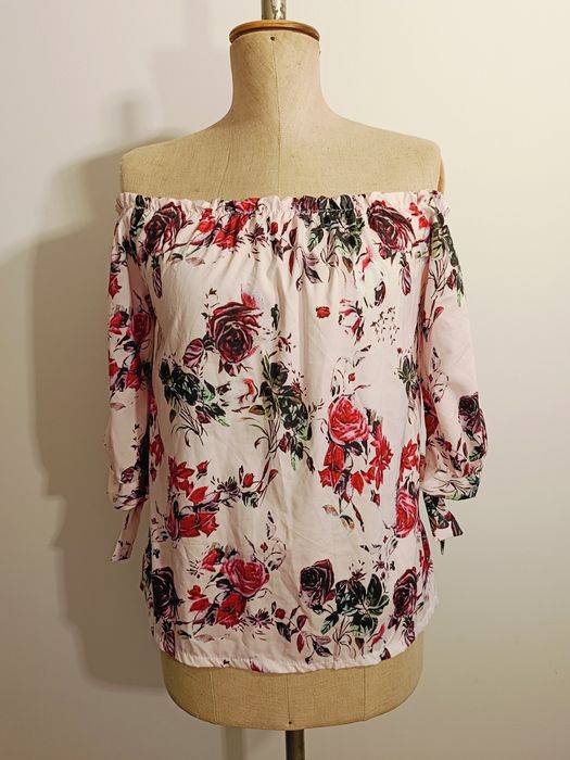 Bluzka na lato w piękne kwiaty