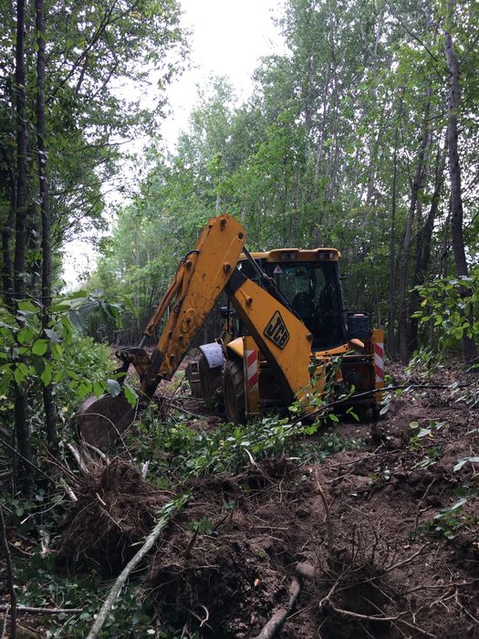 Послуги екскаватора JCB 3CX SUPER