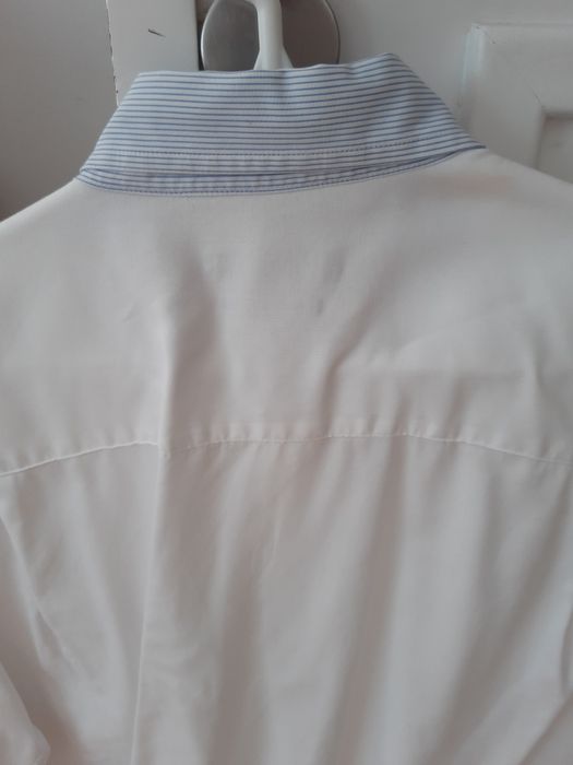 Camisa da marca "Cortefiel"