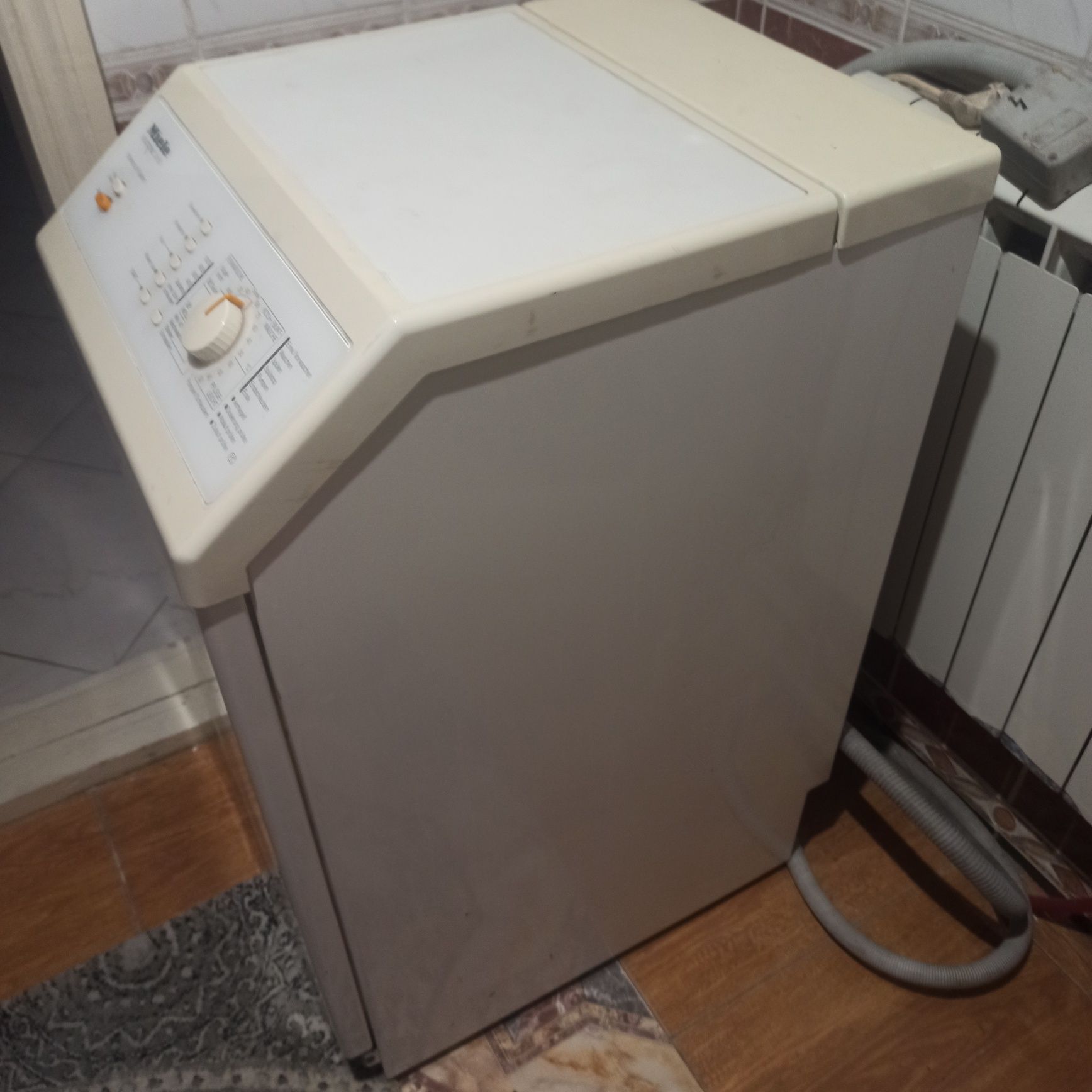 Пральна машина Miele