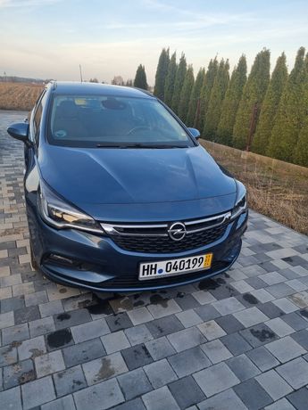 Opel Astra K 2016 rok 1.6 cdti 110km