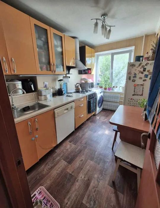 Продам 2 комнатную квартиру на Левобережном-3 (проспект Мира)