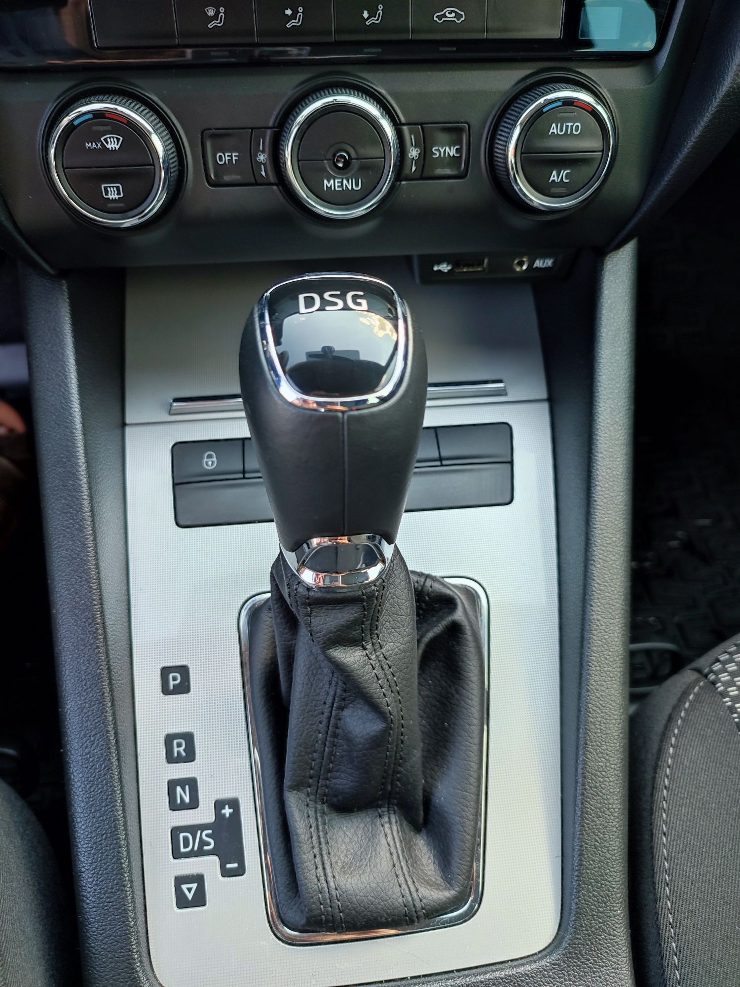 Skoda Octavia A7 2015 1.6 DSG
