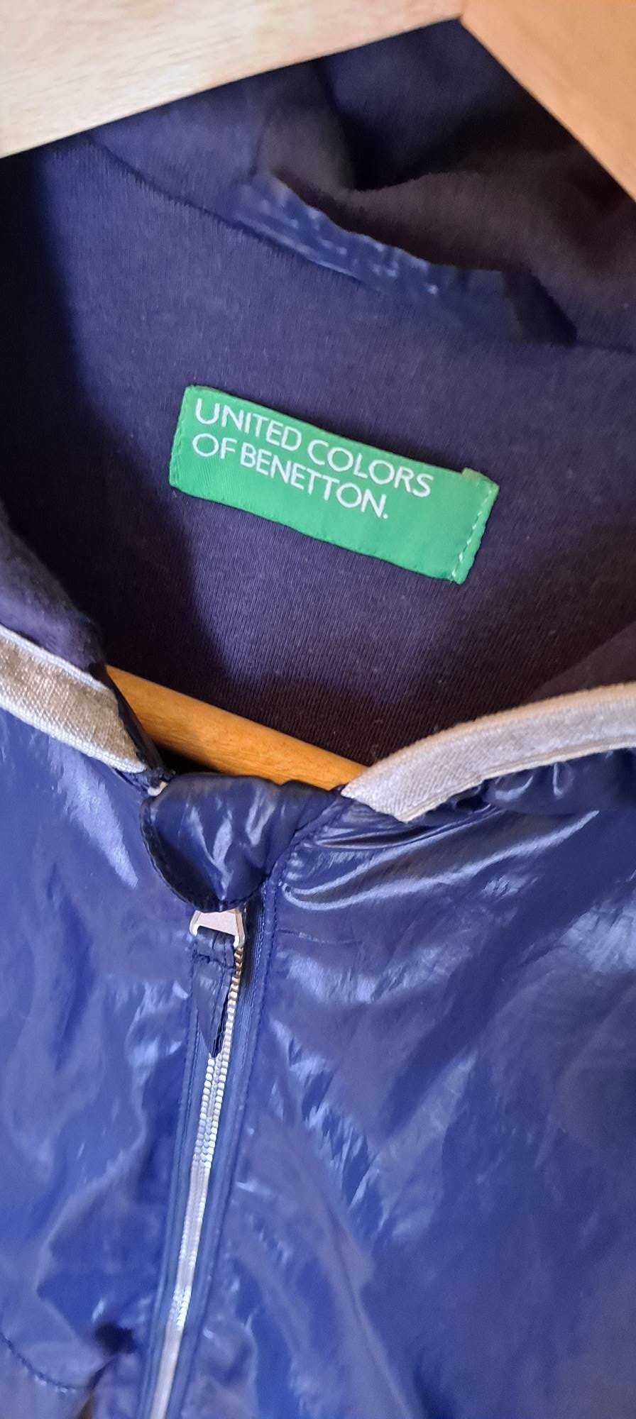 casaco c/capuz forrado marca benetton para 10 anos
