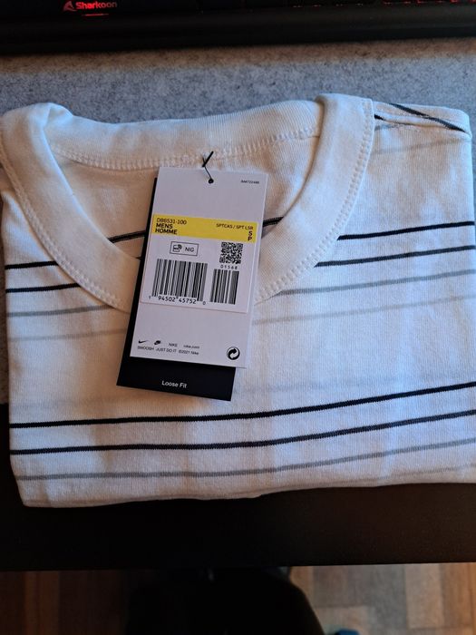 T-shirt branca Nike Tamanho [S]
