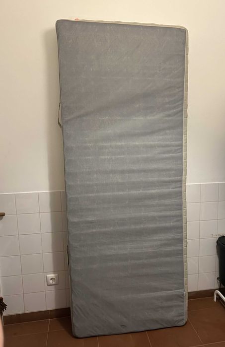 Colchão IKEA Solteiro