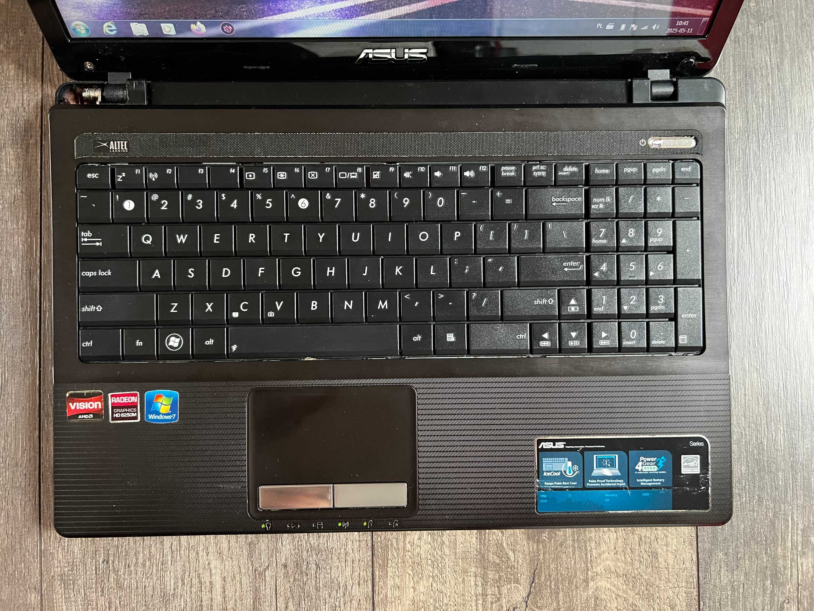 Laptop ASUS X53U