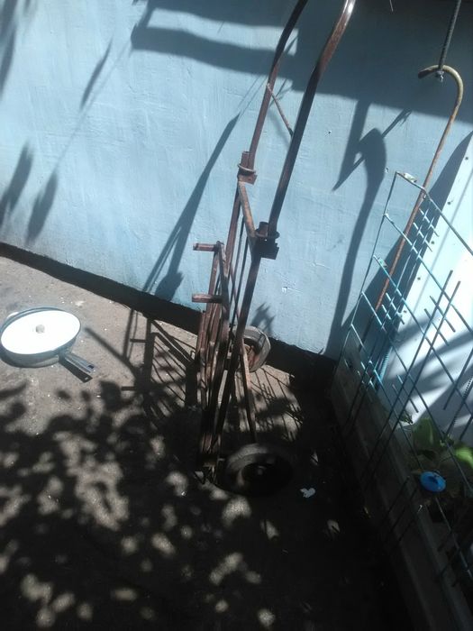 Продам тележку хорошую можно нормально загрузить